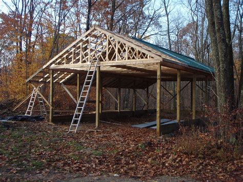 building a pole barn yourself